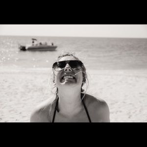 Meet your Posher, Brittany